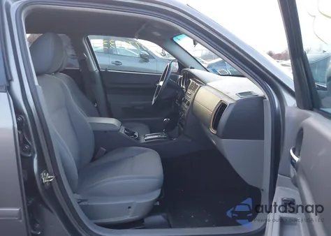 2005 Dodge Magnum Se z USA, uszkodzony, nr VIN 2D4FV48T35H513511